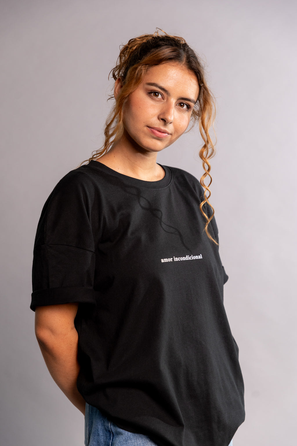 Camiseta AGAPE BLACK - amor incondicional